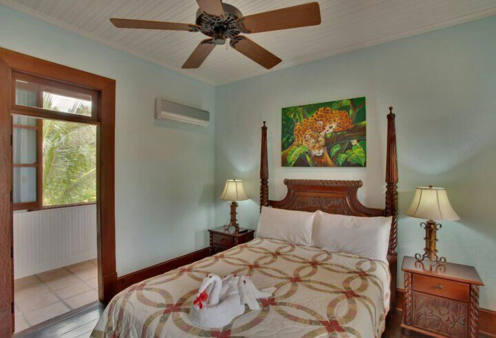 Mahogany Hall San Ignacio Εξωτερικό φωτογραφία