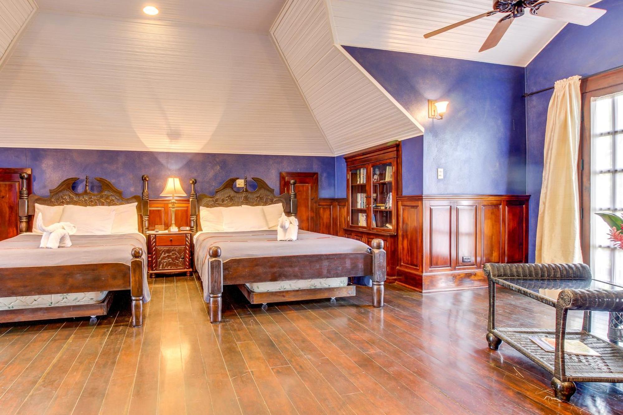 Mahogany Hall San Ignacio Εξωτερικό φωτογραφία