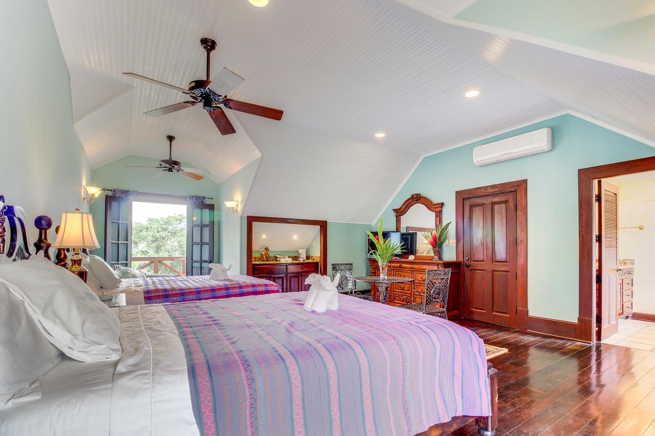 Mahogany Hall San Ignacio Εξωτερικό φωτογραφία