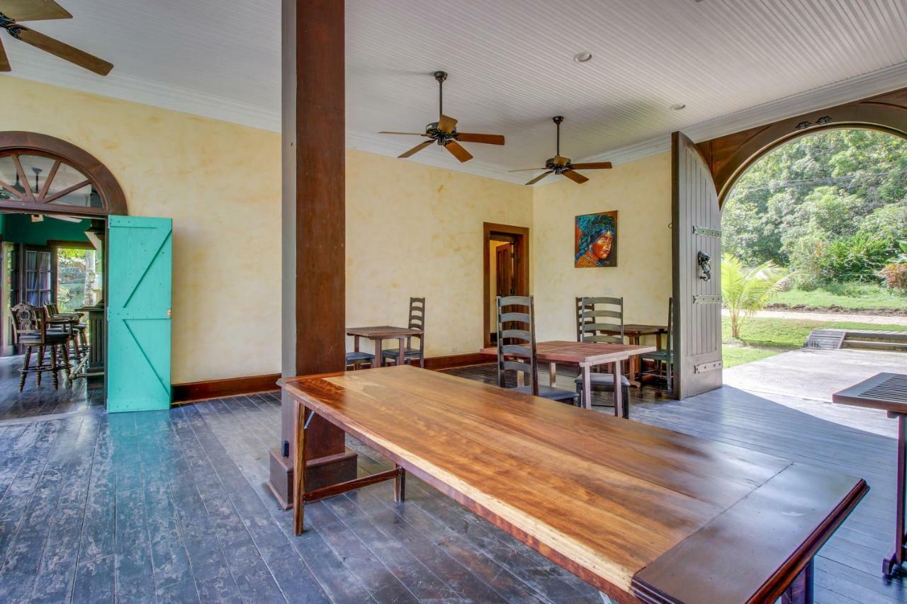 Mahogany Hall San Ignacio Εξωτερικό φωτογραφία