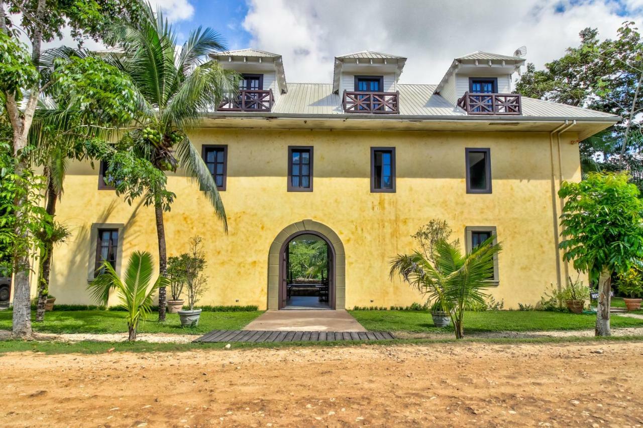 Mahogany Hall San Ignacio Εξωτερικό φωτογραφία