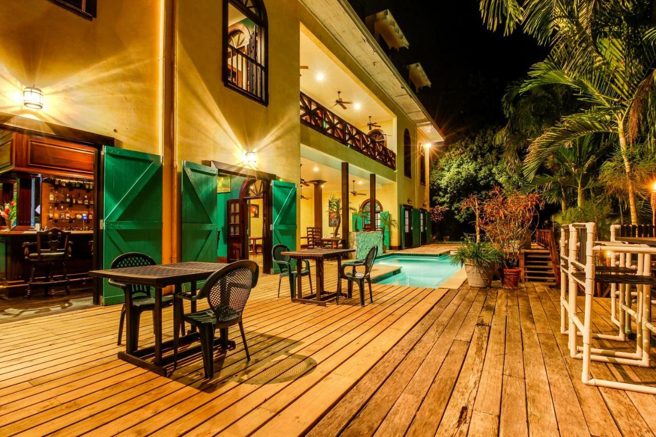 Mahogany Hall San Ignacio Εξωτερικό φωτογραφία